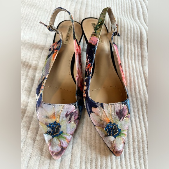 Tahari NWOB Unique Velvet Slingback Kitten Heel - Picture 5 of 13